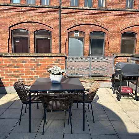 Central Leeds Townhouse With Private Roof Garden Sleeps 4 Esterno foto