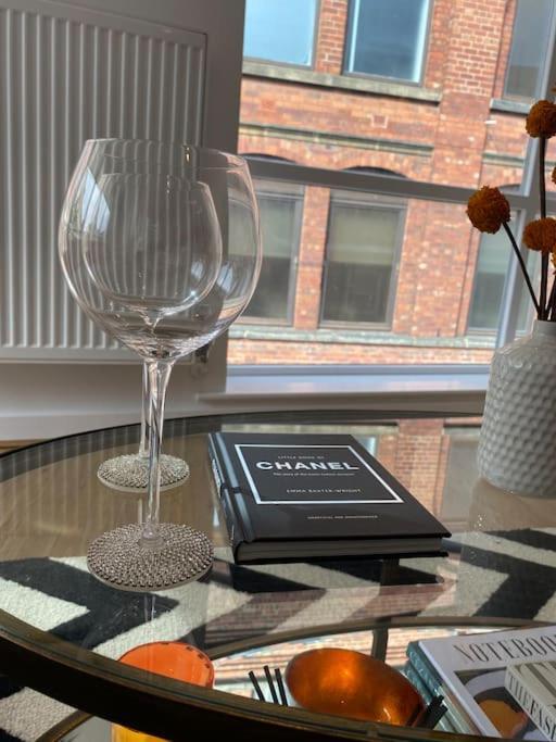 Central Leeds Townhouse With Private Roof Garden Sleeps 4 Esterno foto