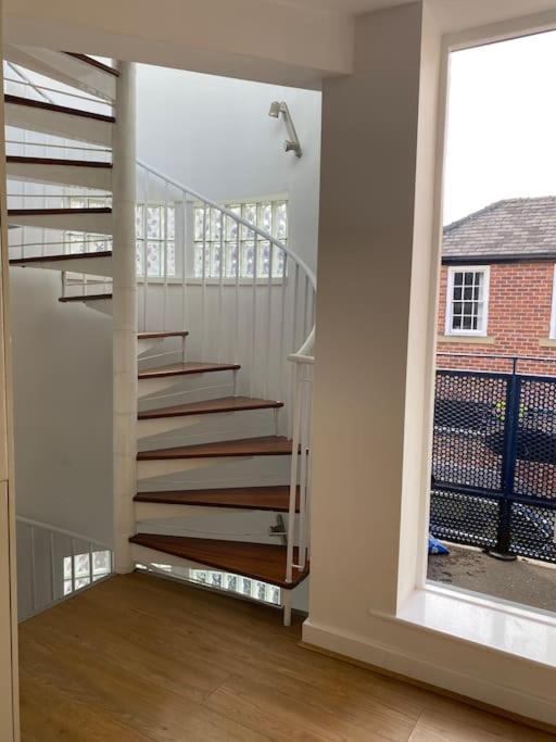 Central Leeds Townhouse With Private Roof Garden Sleeps 4 Esterno foto